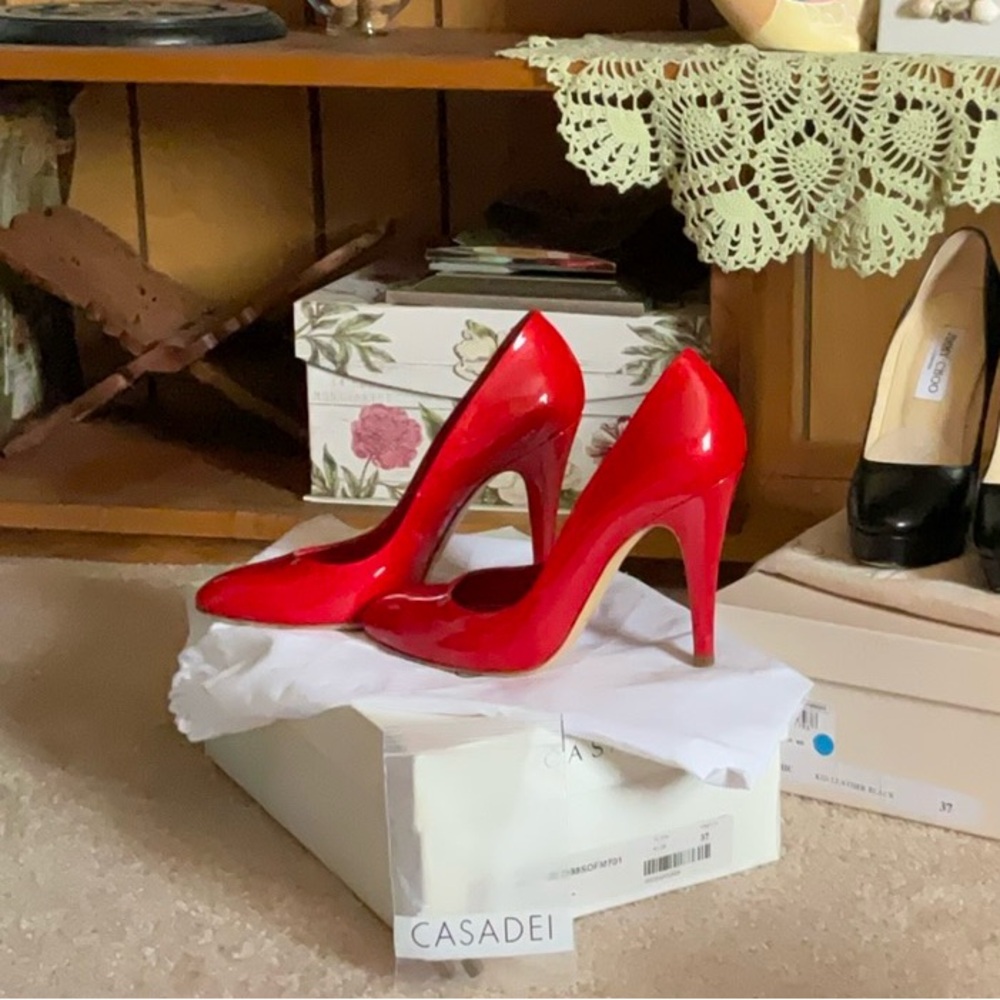 Casadei Red Patent Leather Pumps  Heels size 37 M